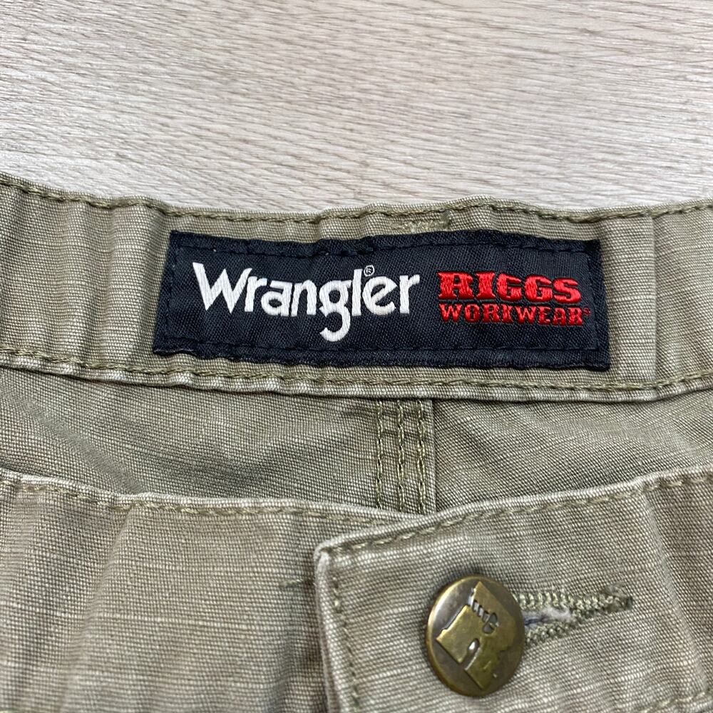 Wrangler Riggs Workwear Cargo 11" Shorts Men's 38 - Picture 4 of 12